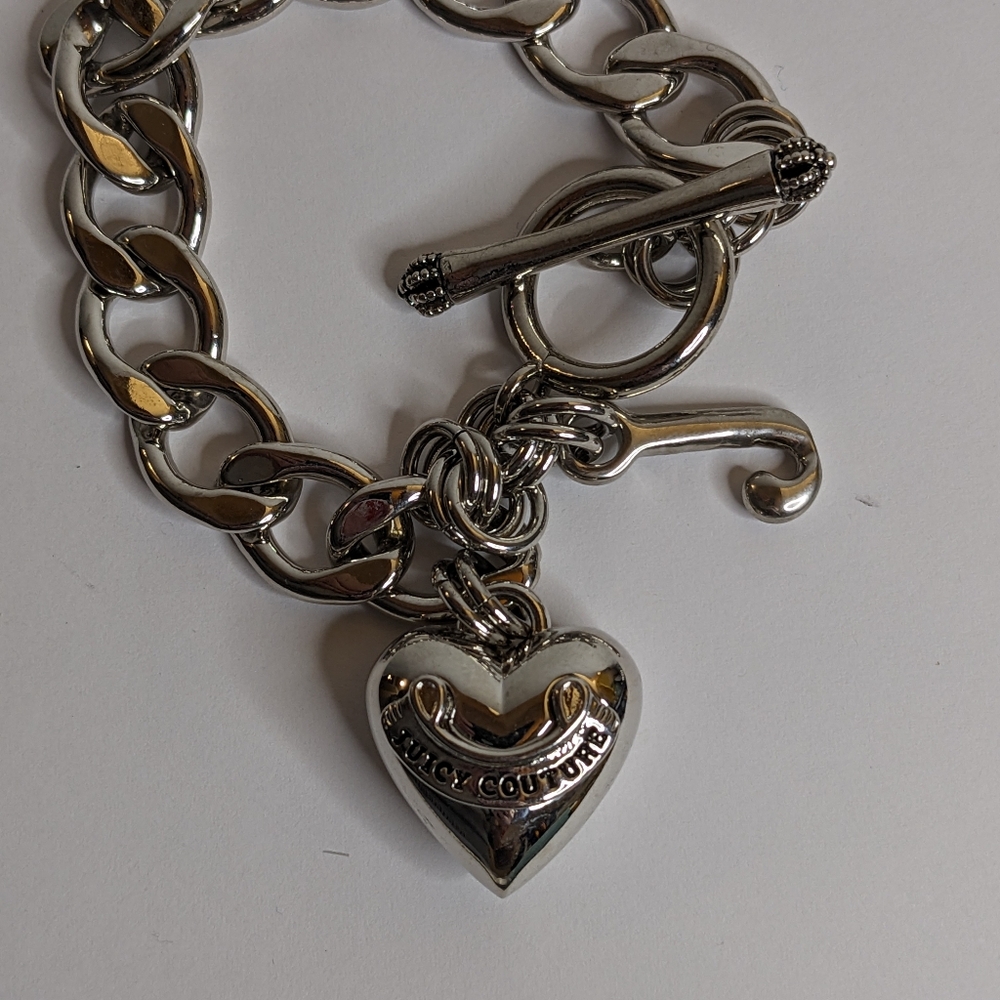 Vintage Juicy Couture Chunky Toggle Heart Charm Bracelet - Picture 4 of 4